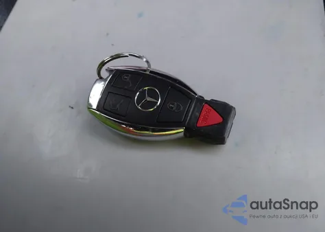 2013 Mercedes-Benz C 300 Sport 4Matic z USA, uszkodzony, nr VIN WDDGF8AB6DR291252